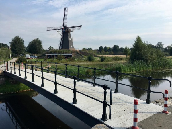 35 Bezichtiging Molen de Zwaan in Vinkel