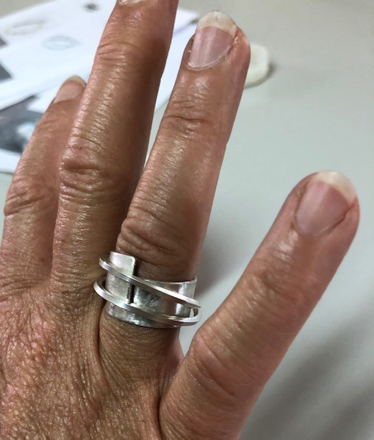 Unieke zilveren ring of hanger maken